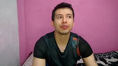 Hombre casado con mujer  se ternina cogiendo con su vergota grande y gruesa al mecanico en una fiest Thumb