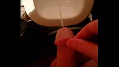 Big cock: pissing Thumb