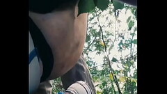 Manuel vuelve por la cola de Mariano Bextor esta vez al costado de las vias del tren en la localidad Thumb