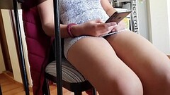 upskirt a la esposa colombiana de mi hermano Thumb