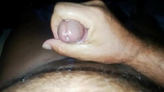 Me hago una paja viendo v&iacute_deos porno Thumb